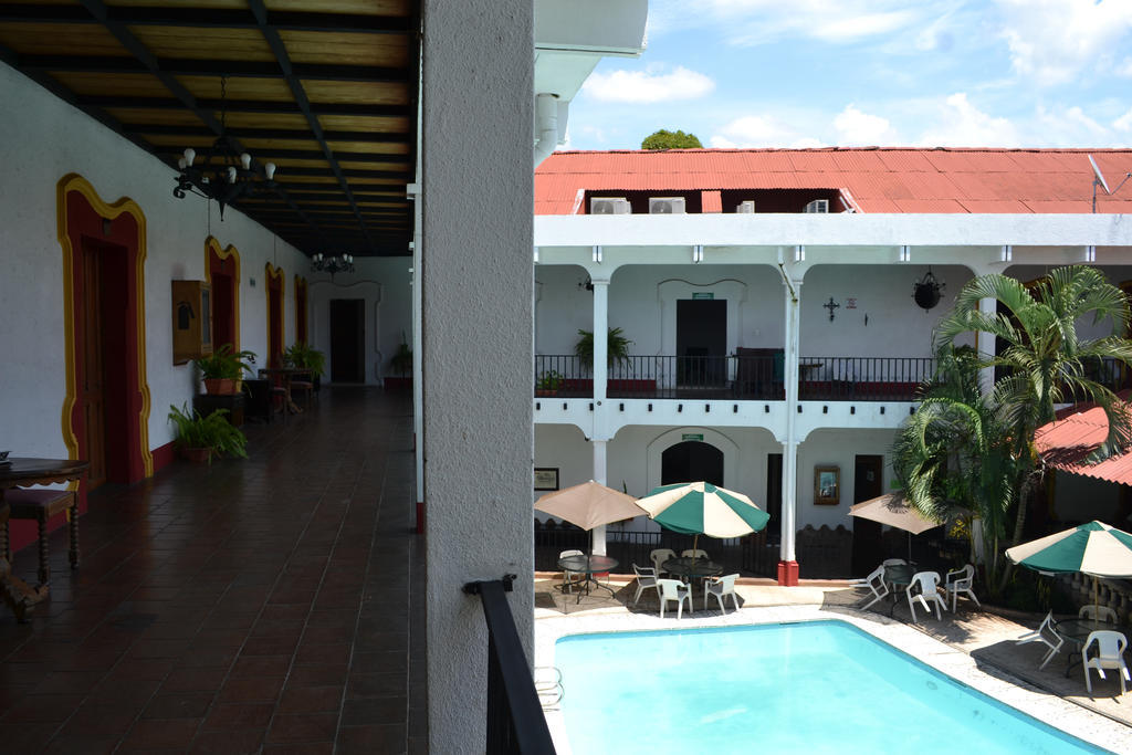 Hotel Posada de Don José Retalhuleu Exterior foto