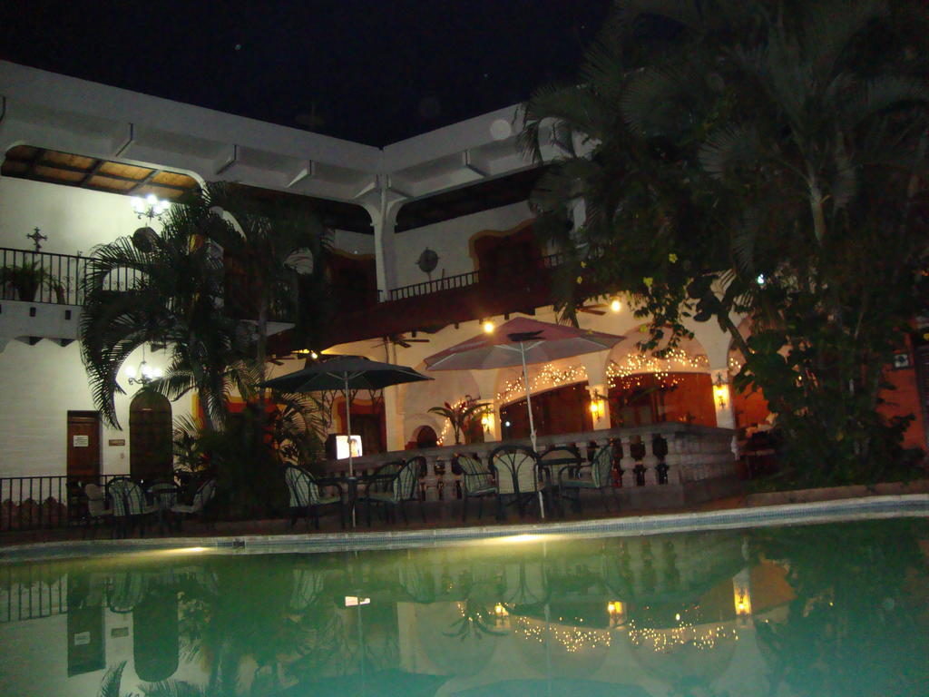 Hotel Posada de Don José Retalhuleu Exterior foto